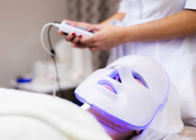 LED light facial
