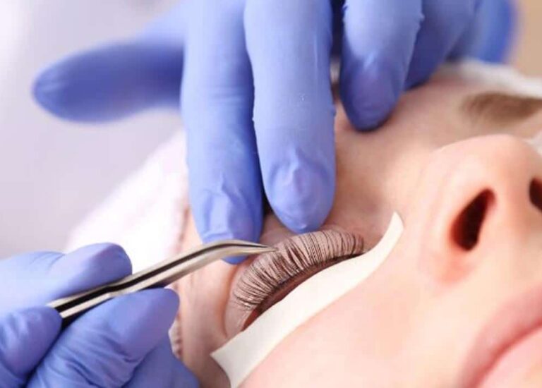 Lash lifting and tinting